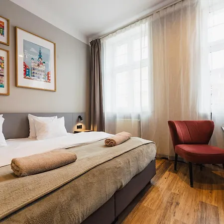 Wozna 11 Stare 3* Poznań